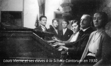 Louis Vierne et ses élèves à la Schola Cantorum en 1930